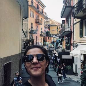 Meet your Posher, Megan